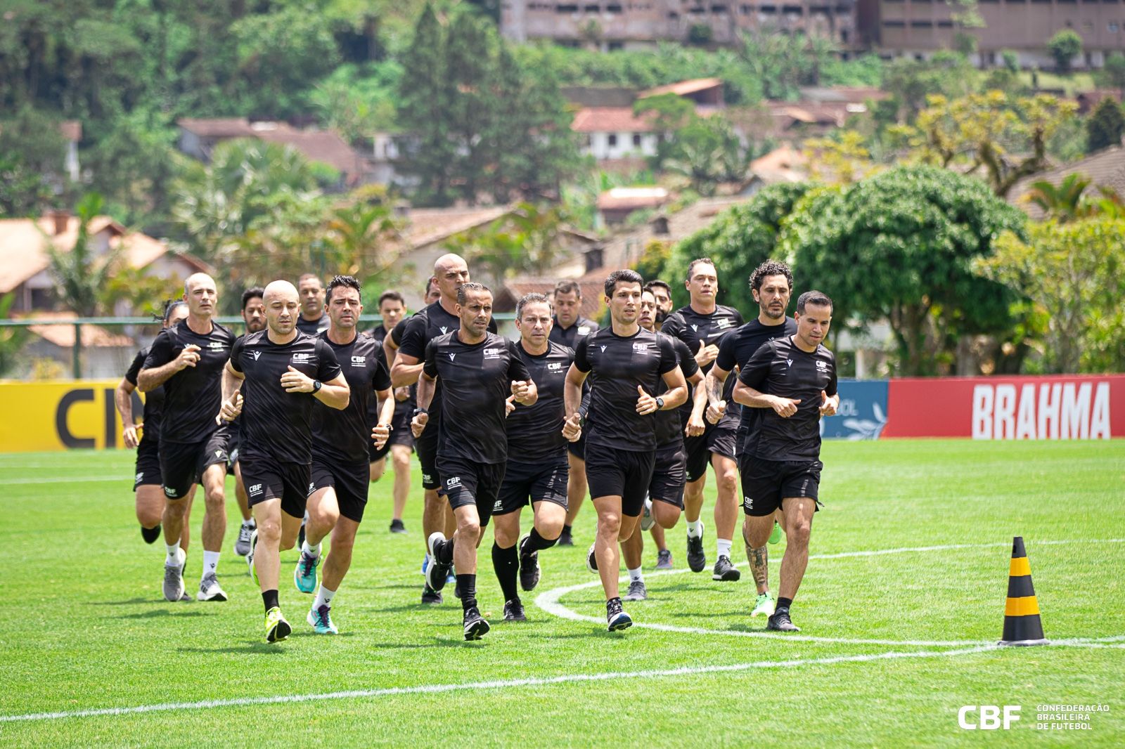 Treino dos arbitros.